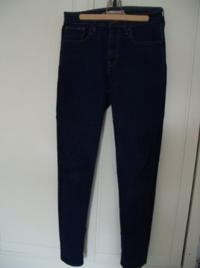 Levis Jeans Gr,28