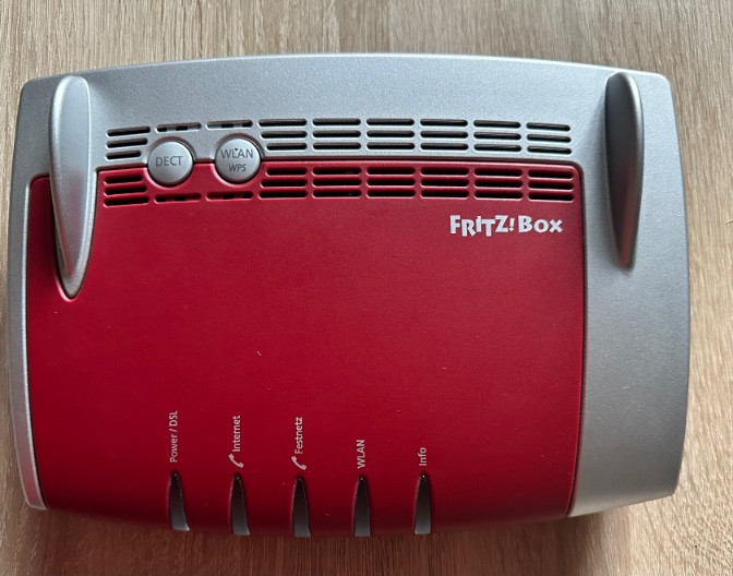 FRITZ Box 7490