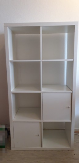 Ikea Kallax Regal mit zwei Tren