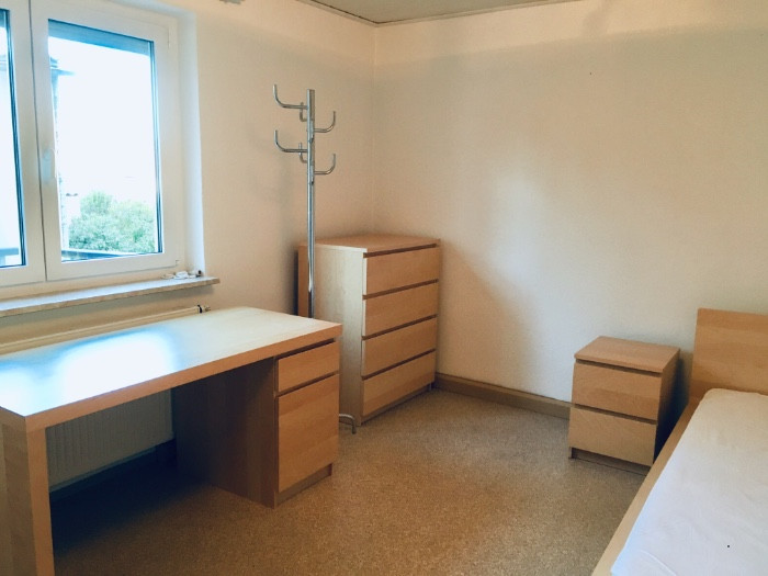 Mbliertes WG-Zimmer frei