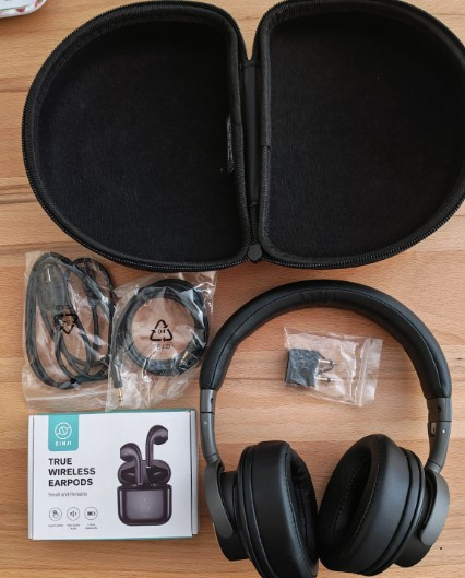 2 Kopfh�rer zum Preis von einem