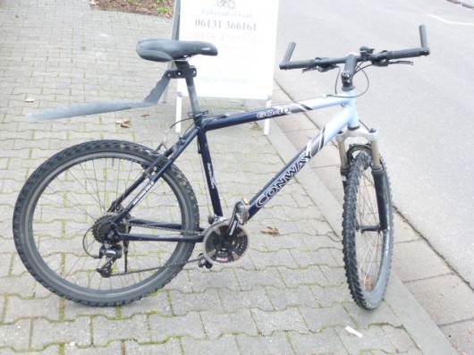 (113) 24 Gang Gabel gefedert CONWAY