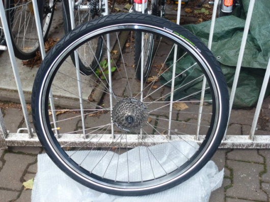 (86) NEU Fahrradfelge 28 Zoll 8 Ritzel