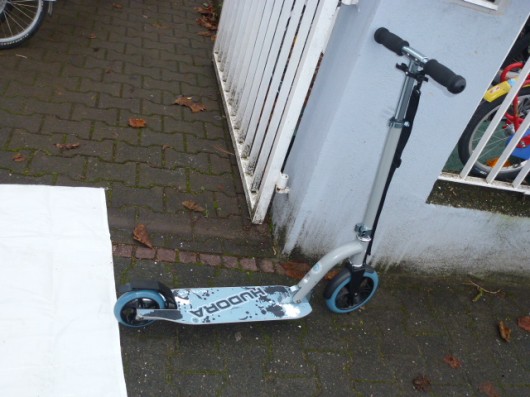 (173) CITY SCOOTER