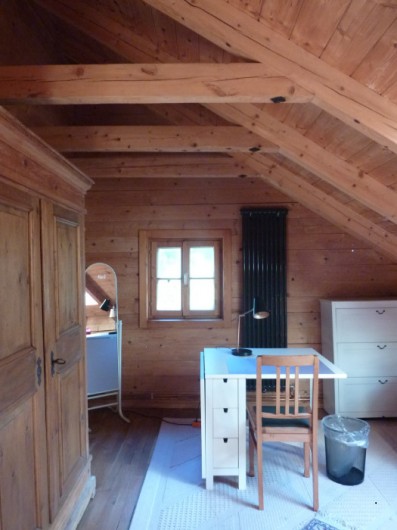 Mbli.Zimmer in Bio-Holzhaus ab sofort zu vermiete