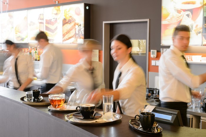 Dein KELLNER-Job in den Morgenstunden (m/w)  Frh
