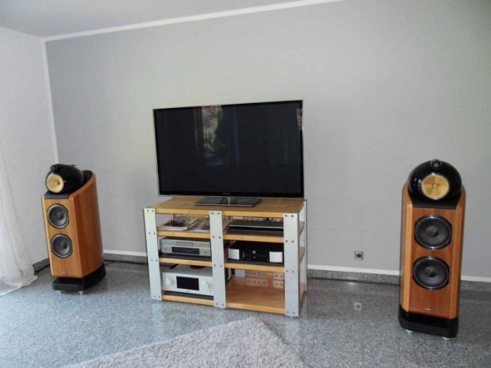 Bowers & Wilkins 802 D2 in Kirsche hell