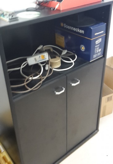 schwarzer Aktenschrank Ma B80xH122xT42cm