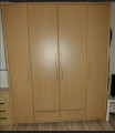 Kleiderschrank (1.75m) mit Anbauteil