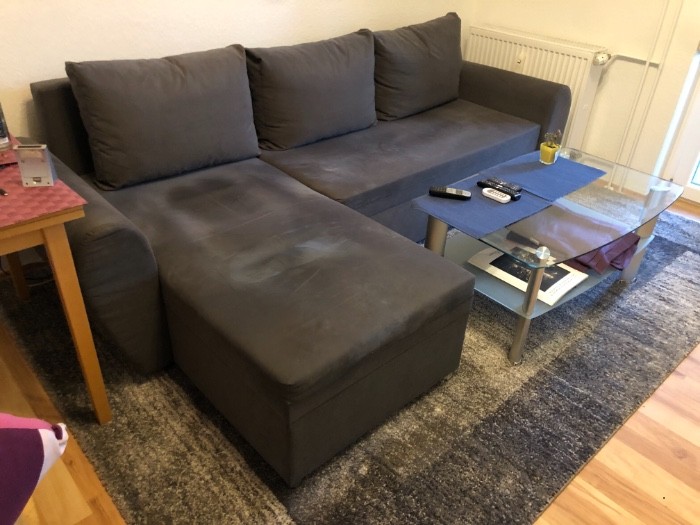Eckcouch neuwertig zu verschenken 3 Jahre alt