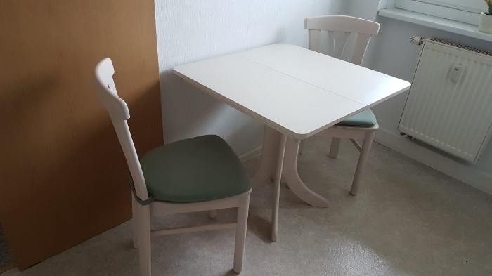Tischgruppe flexibel fr kleine Kche/Wohnung