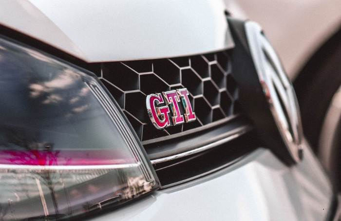 Suche Golf Gti-Fahrerinnen/Fahrer gesucht