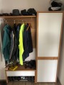Garderobe mit Schrank, Spiegel und Schuh/Hutablage