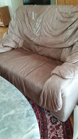 Ledersofa zu verschenken