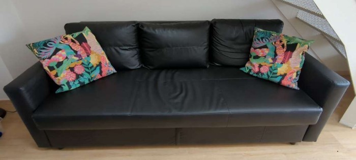 IKEA Bettsofa - knstliches Leder - 150 Euro