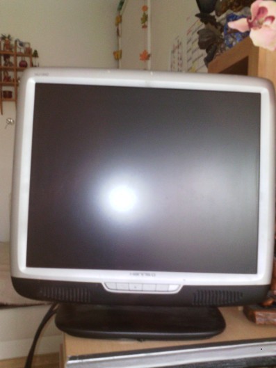 TFT LCD Monitor 19  Hanns-G