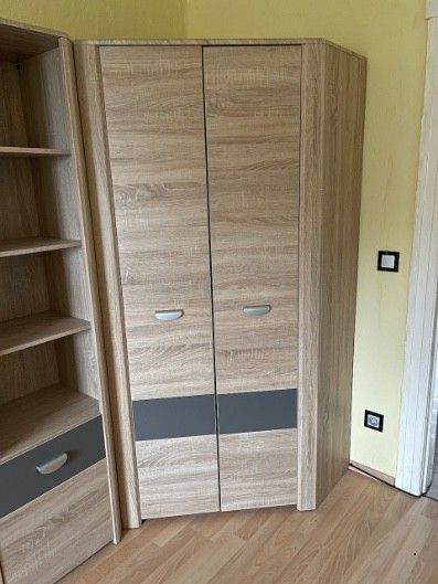Eckschrank aus Studentenzimmeraufl. in Magdeburg